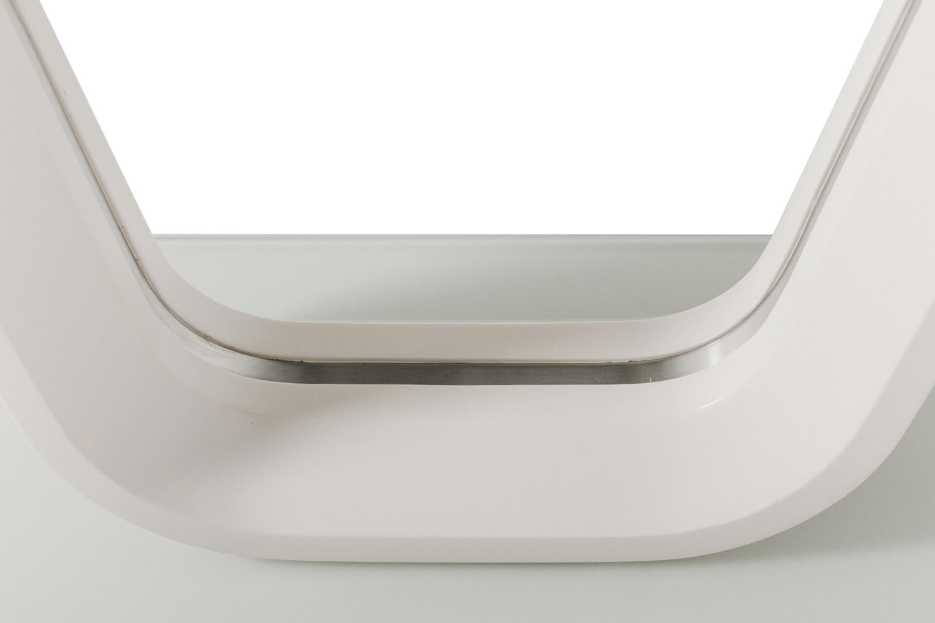Lazzaro Console Table 1100 - Putty - Image 6